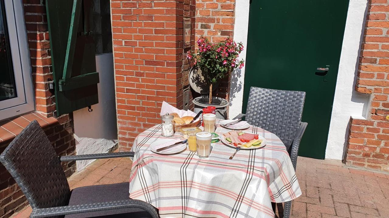 Fewo-Butze 2 Mit Terrasse ドルヌマージール エクステリア 写真
